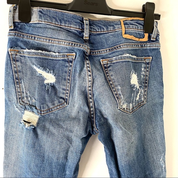 Zara Ripped Relaxed Fit Jeans - Picture 6 of 11